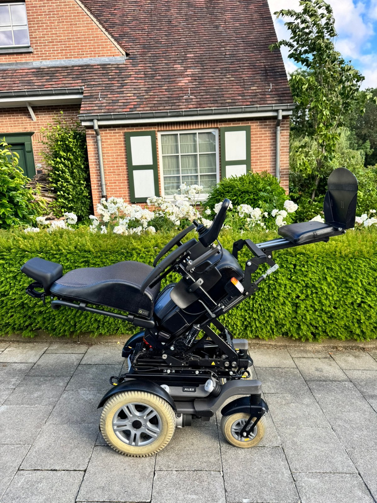 Electrische Rolstoel Alex Handicare You-Q invalide rolwagen, Ophalen of Verzenden, Inklapbaar, Zo goed als nieuw, Elektrische rolstoel