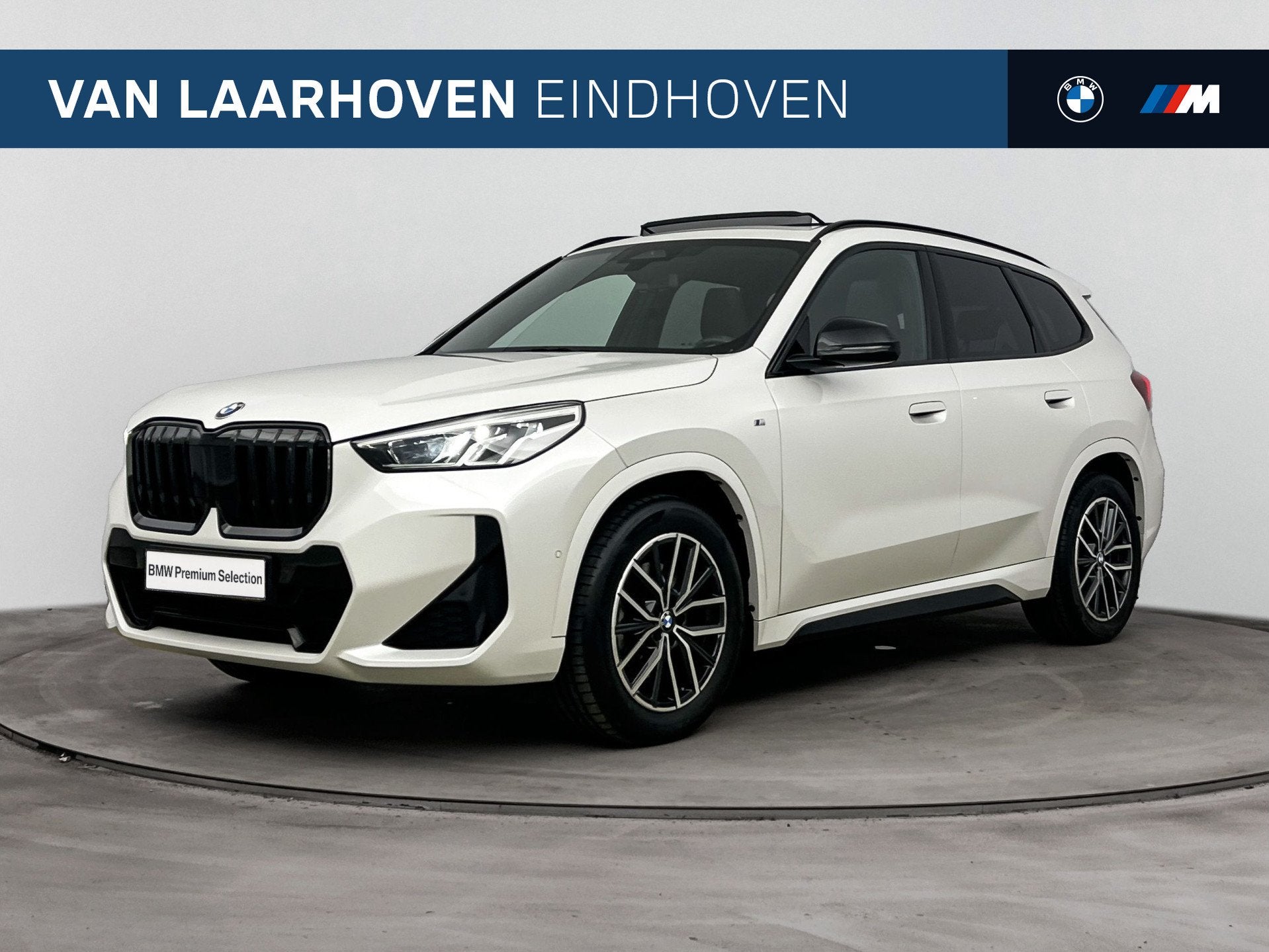 BMW X1 sDrive20i M Sport Automaat / Panoramadak / Sportstoel