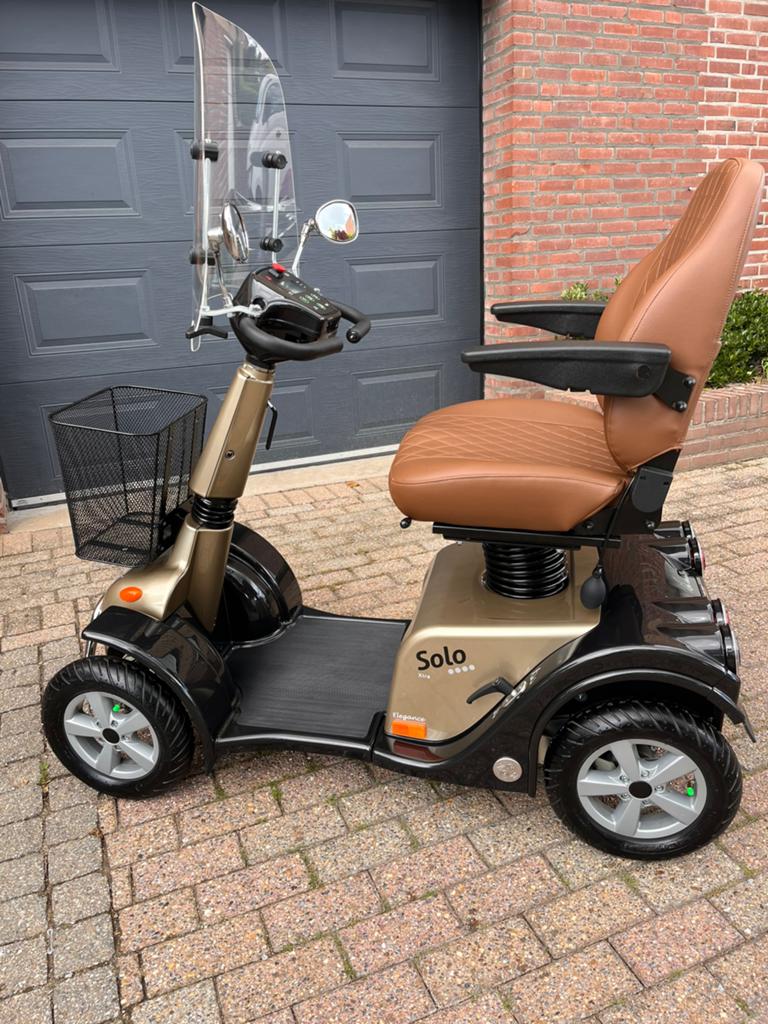 Scootmobiel solo 4 élégance, Life and Mobility, Ophalen of Verzenden, Zo goed als nieuw, 16 km/u of meer