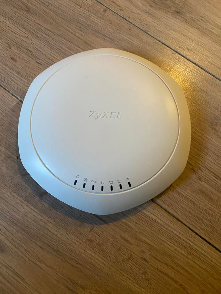 10 x  Zyxel NWA1123-ACv2 Dual-Band PoE Access Point, Computers en Software, Accesspoints, Ophalen, Gebruikt