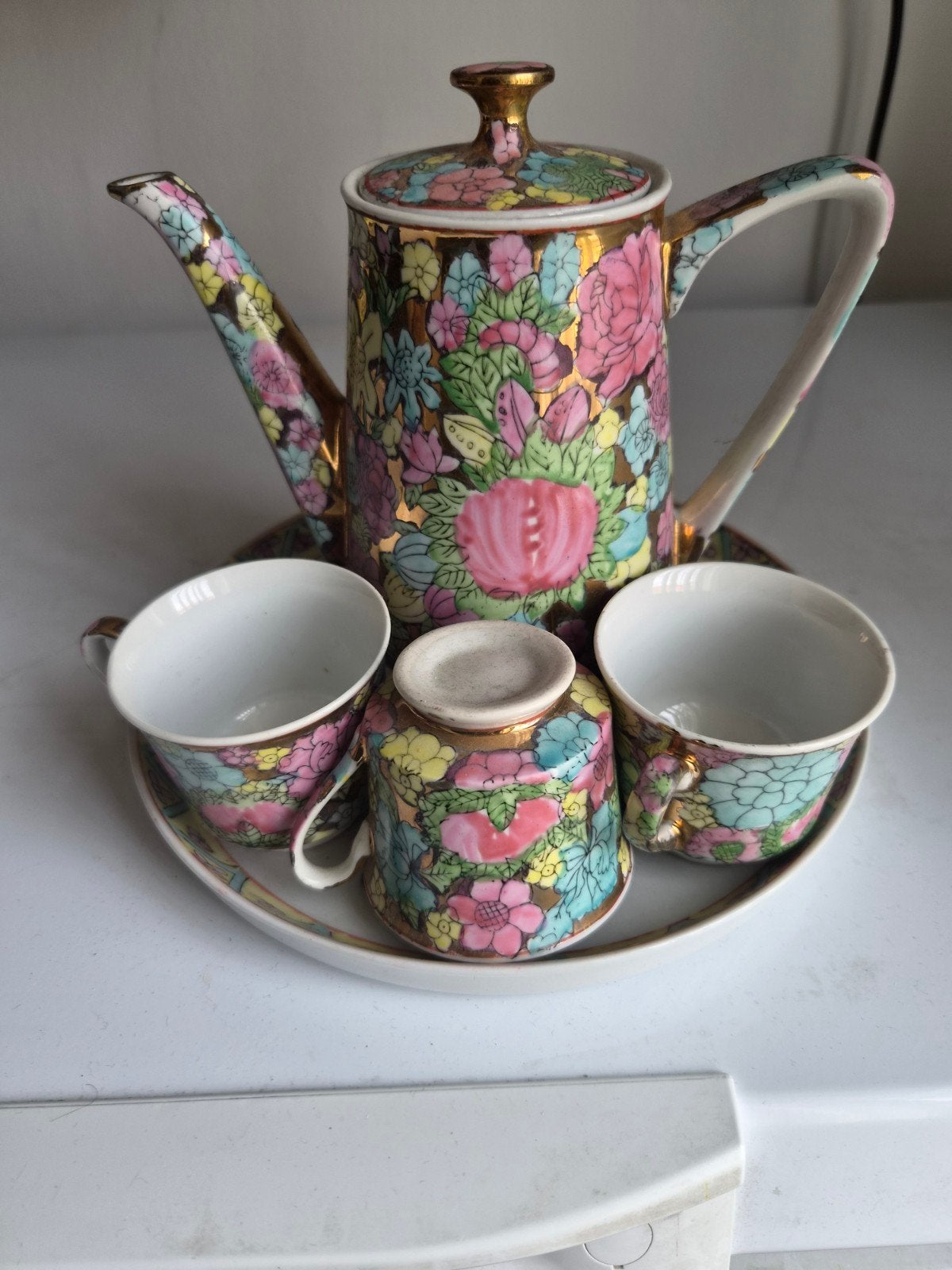 Vintage Chinees theeservies met bloemmotief, Ophalen