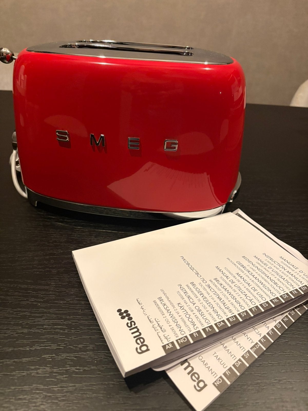 Gereserveerd Nieuw! Smeg broodrooster, Ophalen, Nieuw