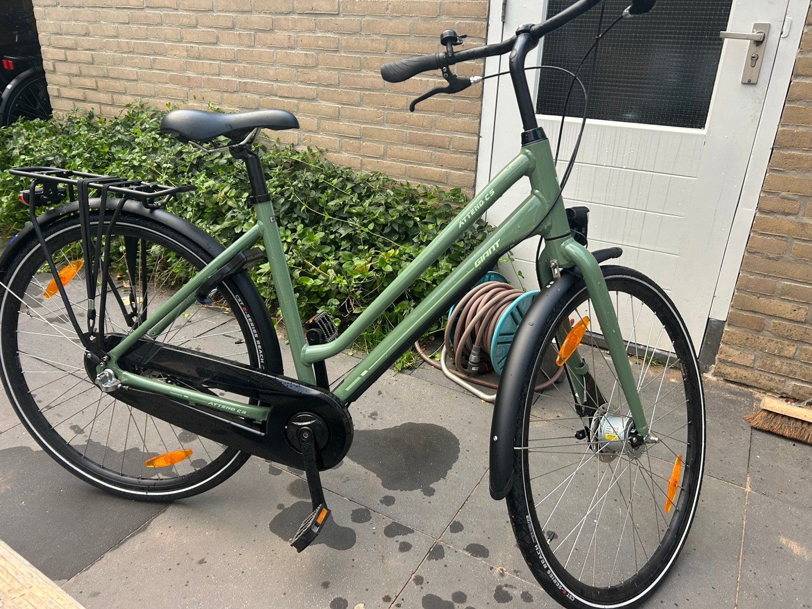 GIANT Attend cs3 - NIEUW, Fietsen en Brommers, Fietsen | Dames | Damesfietsen, Ophalen, Versnellingen, Giant, Zo goed als nieuw