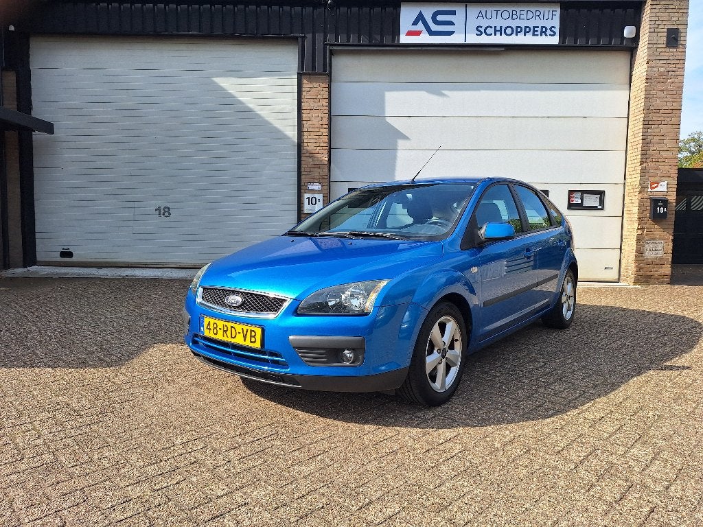 Ford Focus 1.6 74KW 5D 2005 Blauw, Auto's, 1596 cc, Beige, 4 cilinders, Blauw
