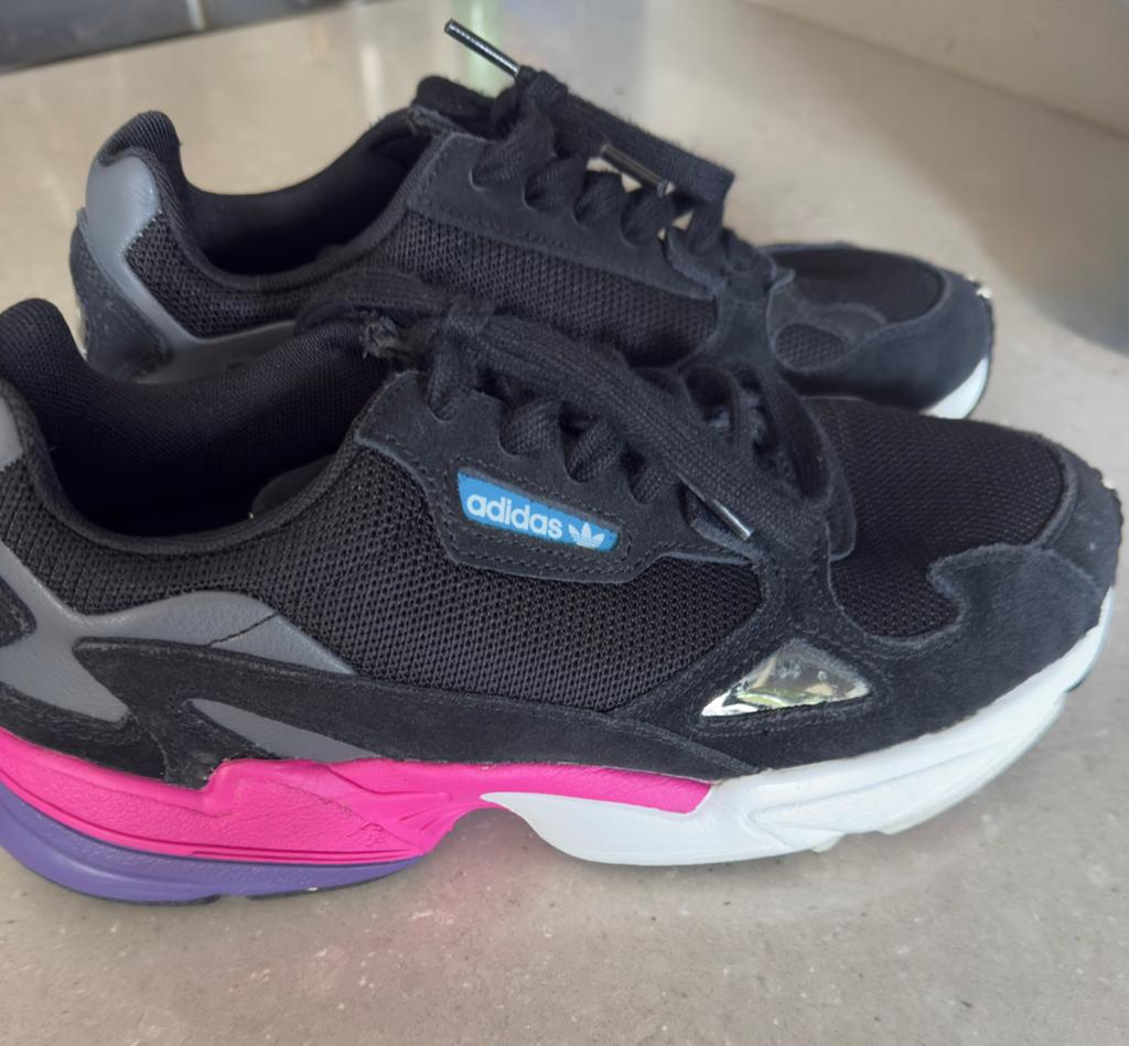 Adidas Falcon sneakers, zwart, maat 40, Ophalen of Verzenden, Zo goed als nieuw, Zwart, Sneakers of Gympen