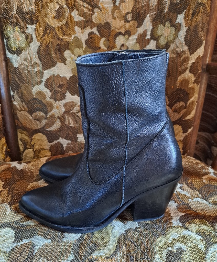 Zwarte Leren Cowboylaarsjes - maat 40, Mango, Verzenden, Zwart, Lage of Enkellaarzen