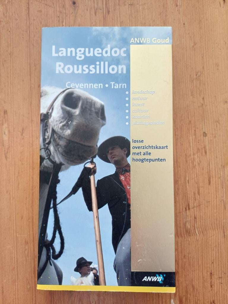 Reisgids ANWB Goud Lanquedoc-Roussillon, Ophalen of Verzenden, Alpha, Zo goed als nieuw