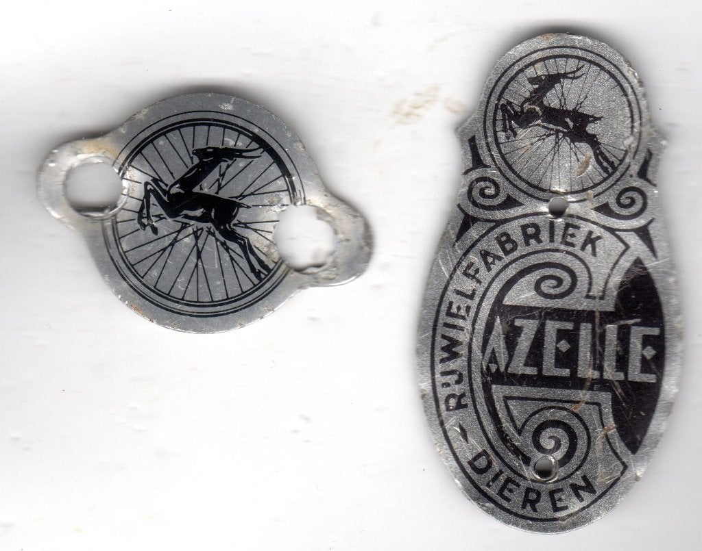 2 BALHOOFDPLAATJES GAZELLE, Verzamelen, Merken en Reclamevoorwerpen, Ophalen of Verzenden, Overige typen