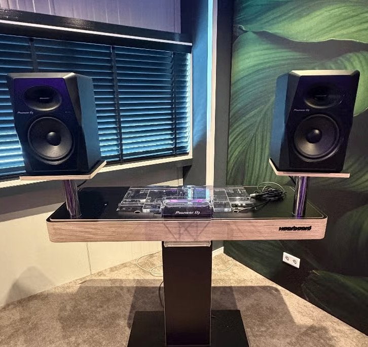 Pioneer DJ VM-80 2-Way Active Studio Monitors speakers krk 8, 150 watt of meer, Studiomonitor, Inclusief kabels, Ophalen of Verzenden