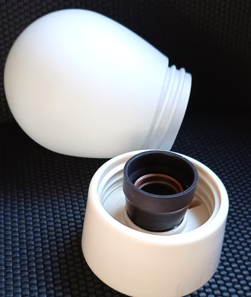 plafondlamp in de stijl van  Wilhelm Wagenfeld -bakeliet E27, Ophalen of Verzenden, Gebruikt, Glas, Wilhelm Wagenfeld - NIKO - Mini  -