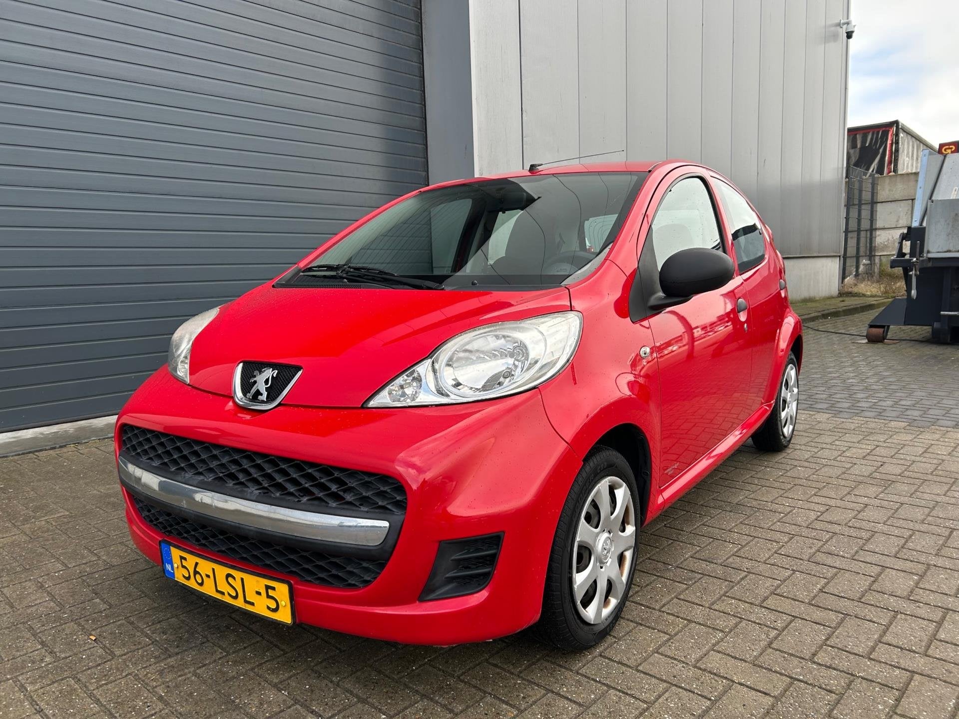 Peugeot 107 1.0i 12V XR STUURBEKR 5DRS NAP APK 2010, Voorwielaandrijving, Stof, Gebruikt, 4 stoelen