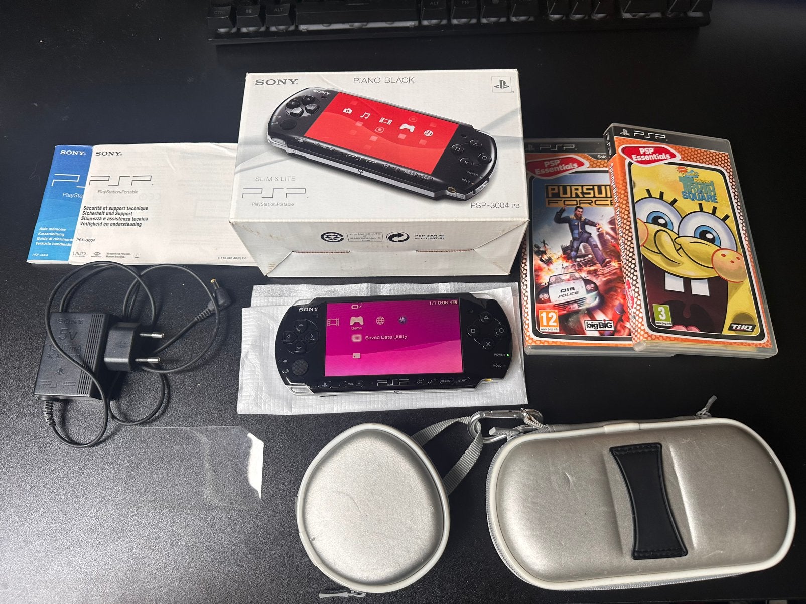 Sony psp piano black compleet met batterij en games., Spelcomputers en Games, Ophalen of Verzenden, Zo goed als nieuw
