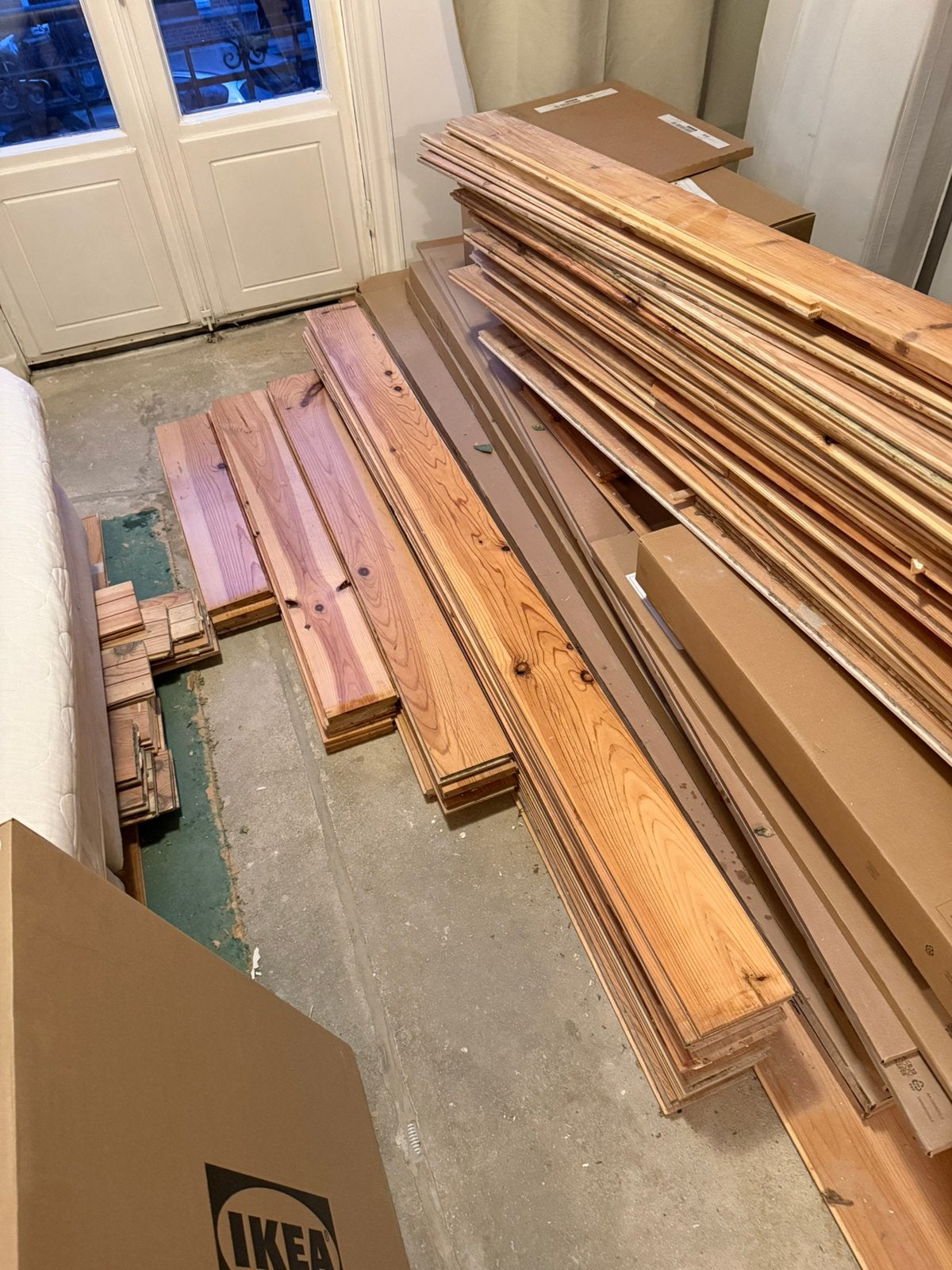 Gratis af te halen: massief houten vloer  25 m², Doe-het-zelf en Verbouw, Ophalen, Gebruikt, 25 tot 50 mm, Grenen