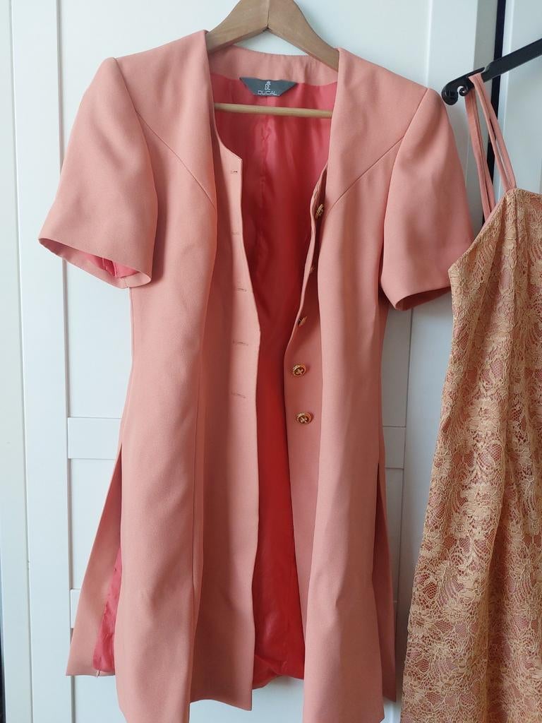 Zalmkleurig jurkje met spaghettibandjes en overjurk, Maat 38/40 (M), Cocktailjurk, Ophalen of Verzenden, Zo goed als nieuw
