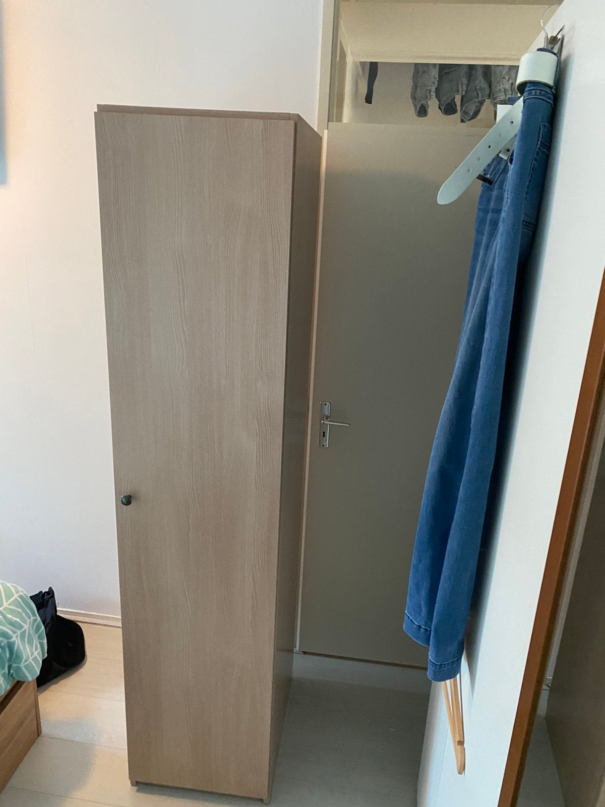 Te koop kledingkast, Ophalen, Gebruikt, 25 tot 50 cm, 150 tot 200 cm
