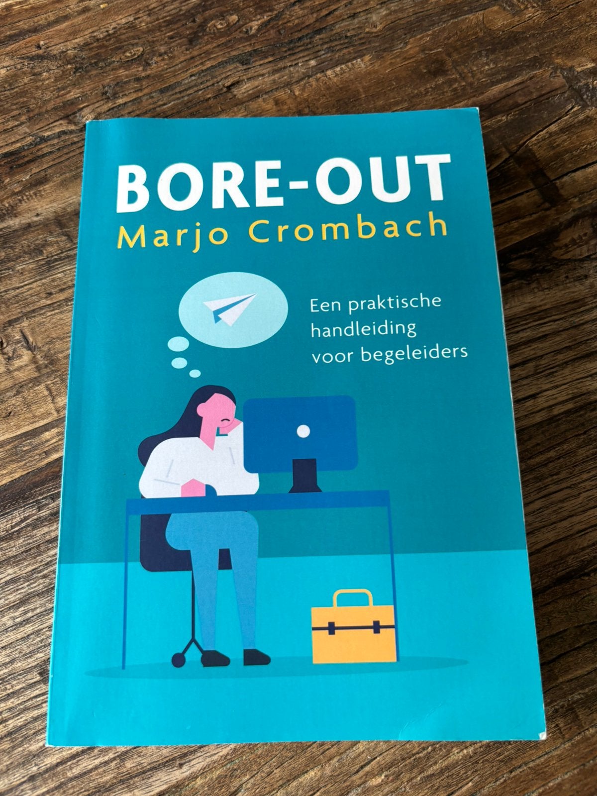 Marjo Crombach - Bore-out, Ophalen of Verzenden, Zo goed als nieuw, Marjo Crombach