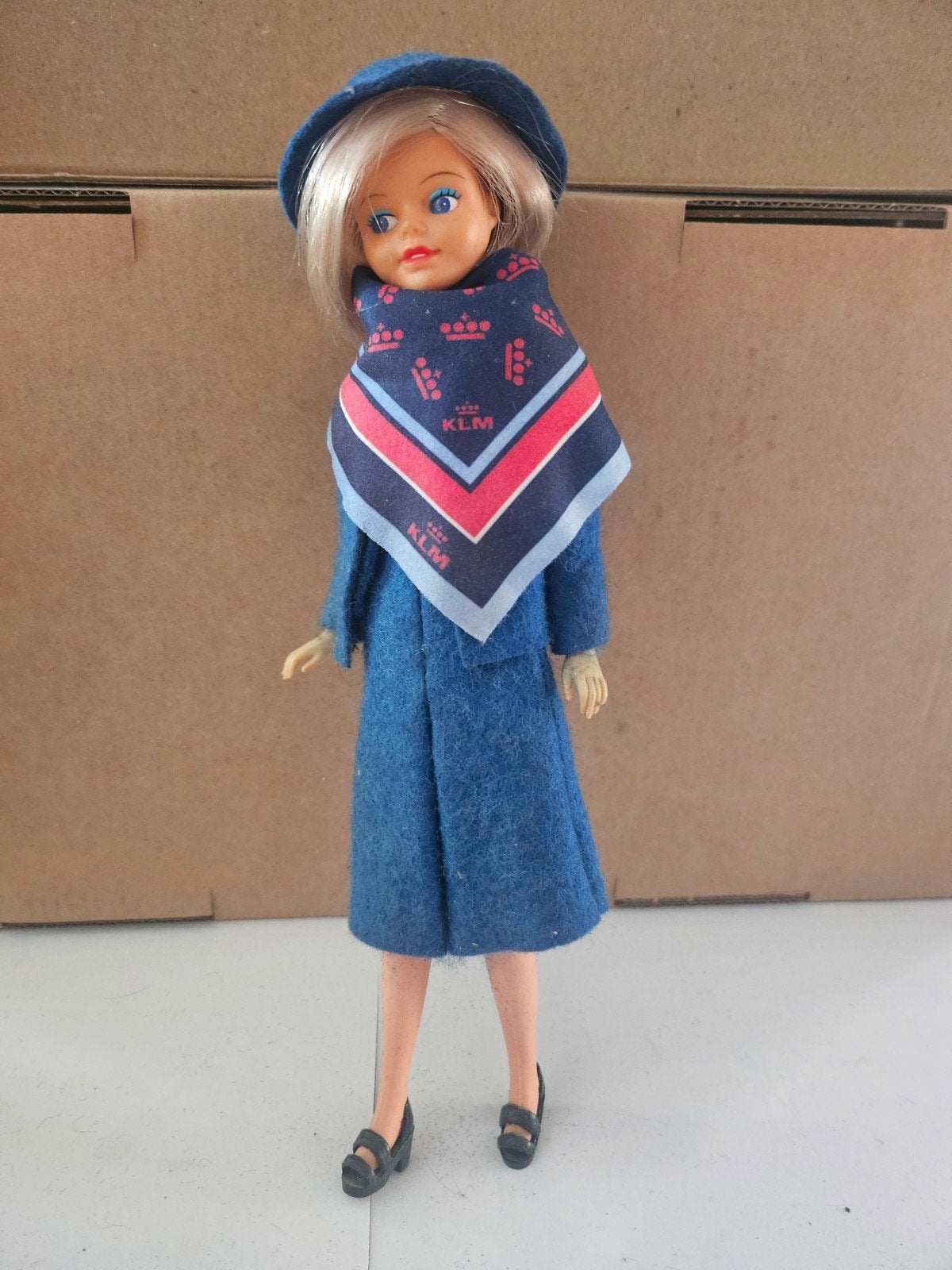 Vintage KLM Barbie pop met originele kleding en hoed, Ophalen of Verzenden, Gebruikt