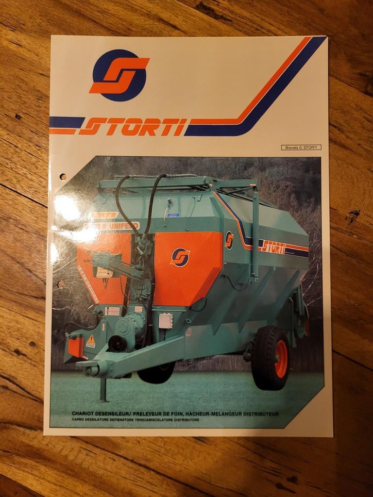 tractor folder STORTI voermengwagen, Ophalen of Verzenden, Zo goed als nieuw