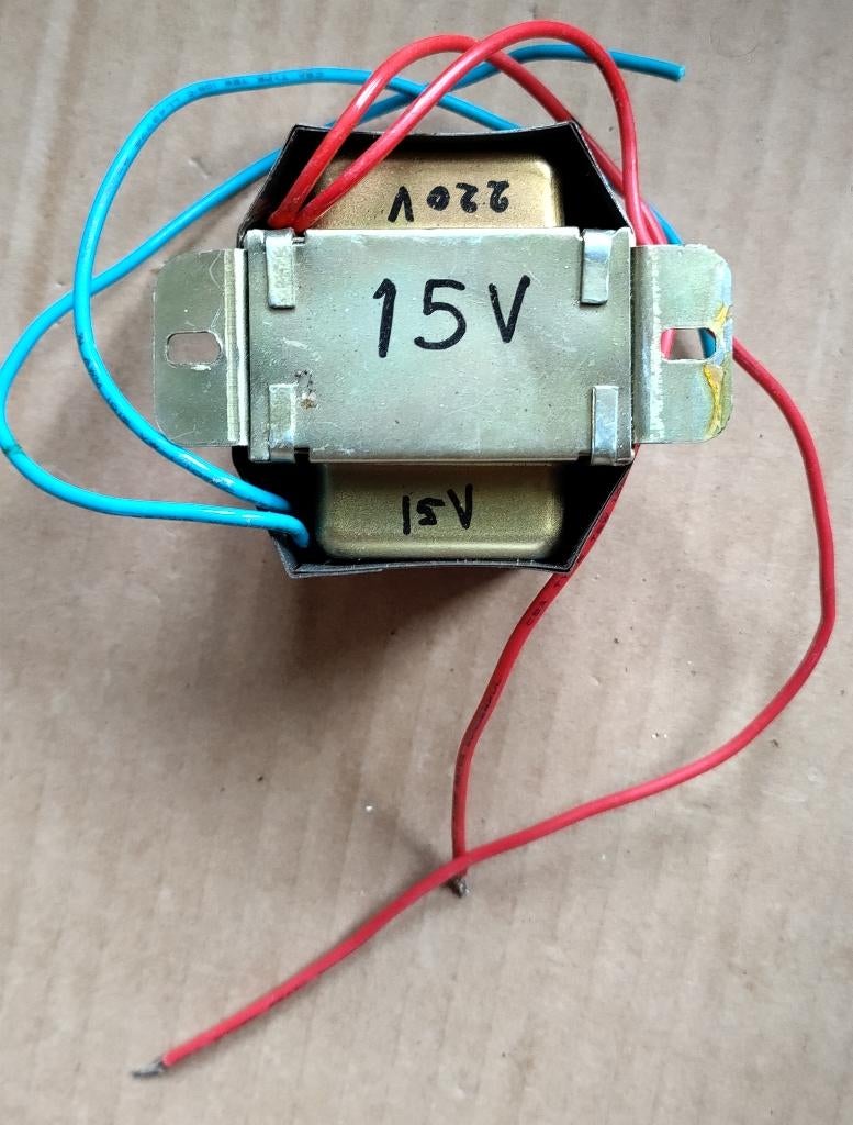 Voedingstransformator trafo 15V 220V, Hobby en Vrije tijd, Elektronica-componenten, Ophalen of Verzenden, Gebruikt