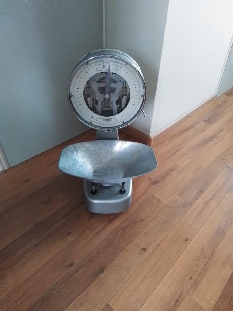 Weda weegschaal, Ophalen