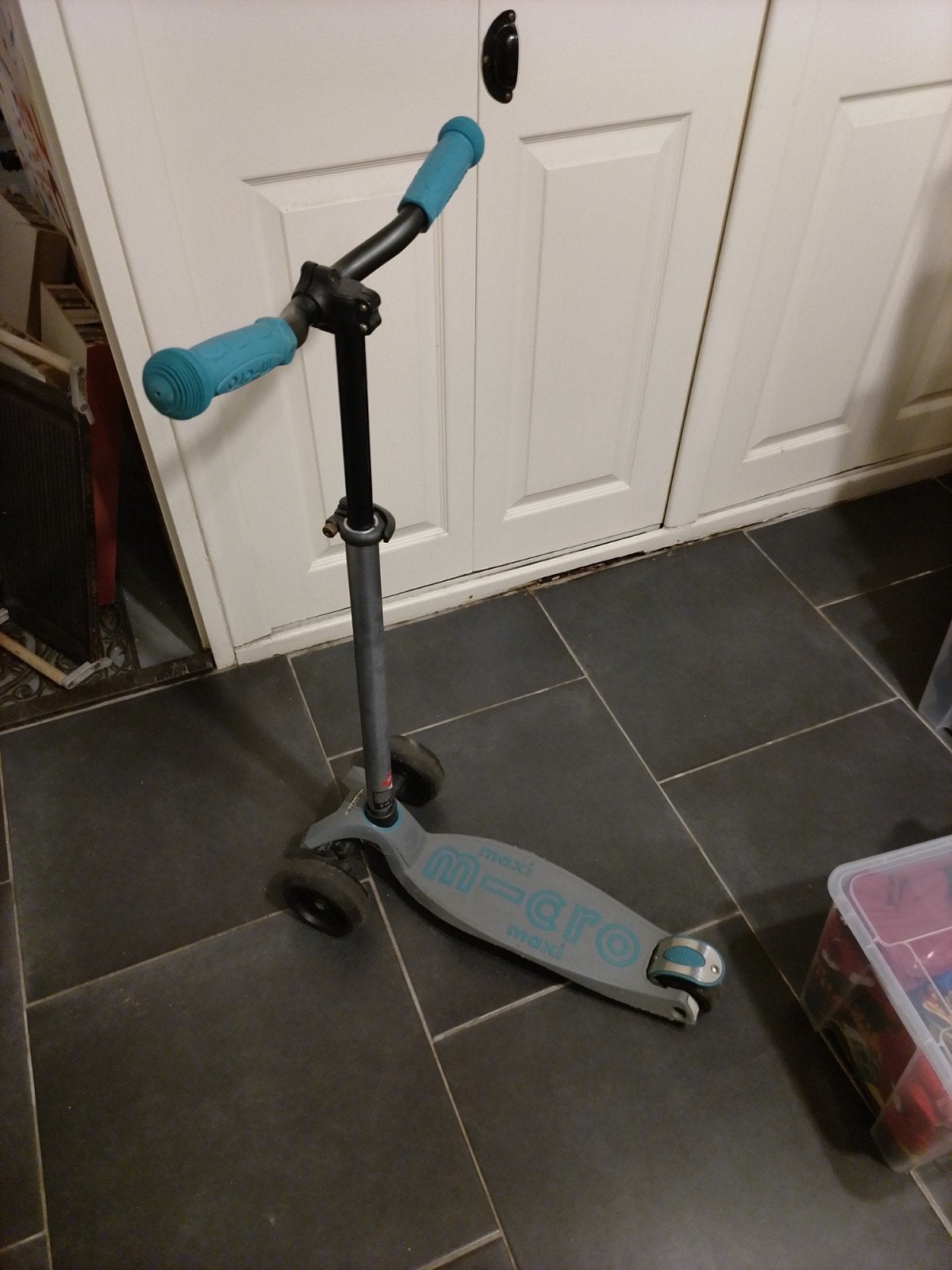 Micro Maxi Step - Grijs met blauwe handvatten, Fietsen en Brommers, Ophalen, Gebruikt, Gewone step, Micro