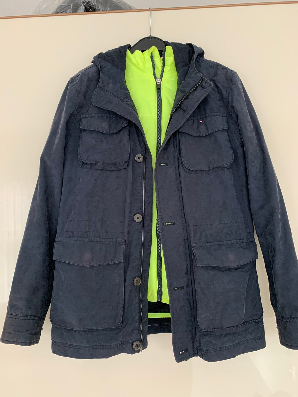 Mooie tommy hilfiger jas met bodywarmer. Maat 176., Ophalen of Verzenden, Zo goed als nieuw