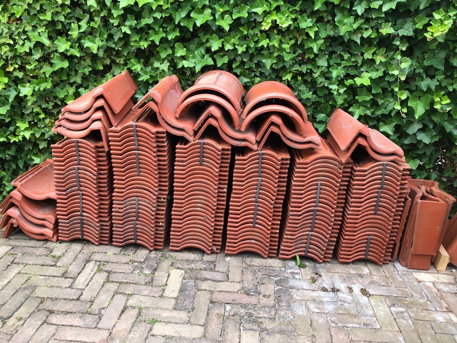 VHV natuurrood satinet pannen, L+R kantpannen, Doe-het-zelf en Verbouw, Dakpannen en Dakbedekking, Ophalen, Steen of Klei, Nieuw