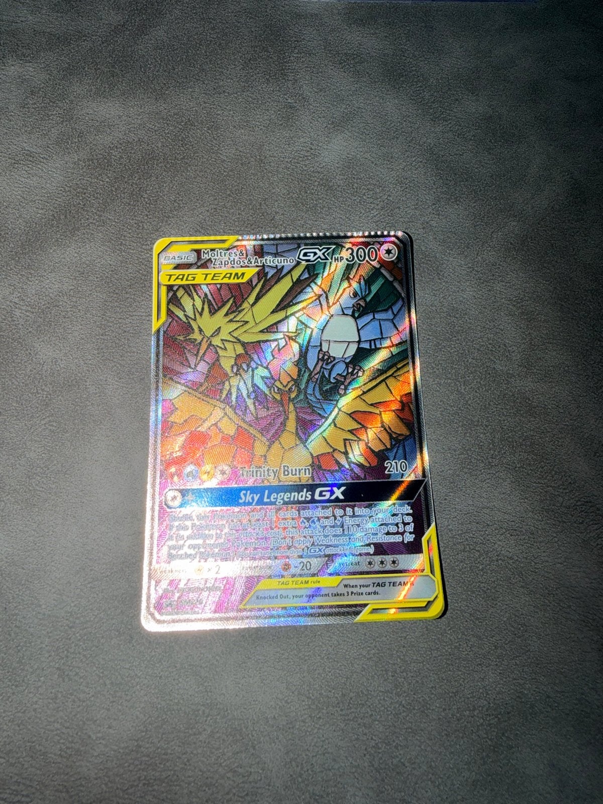 ‼️crimp error‼️Moltres & Zapdos & Articuno GX TAG TEAM, Verzenden, Zo goed als nieuw, Losse kaart, Foil