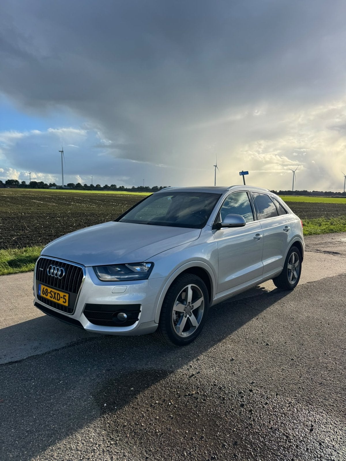 Audi Q3 2.0TFSI Quattro 125KW 2012 Grijs pano, Auto's, Stof, 1800 kg, Zwart, 4 cilinders