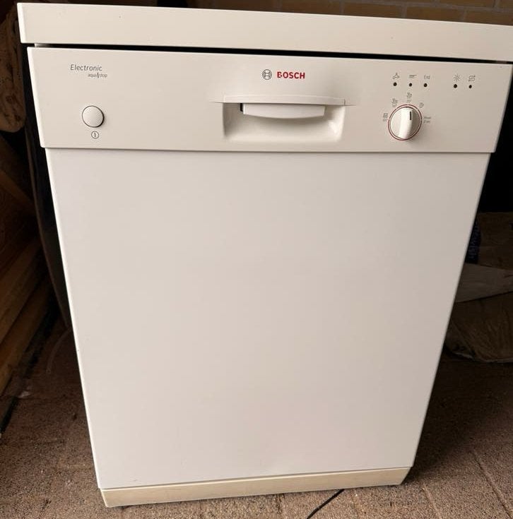 Bosch vrijstaande vaatwasser, Ophalen, Zo goed als nieuw, Minder dan 85 cm