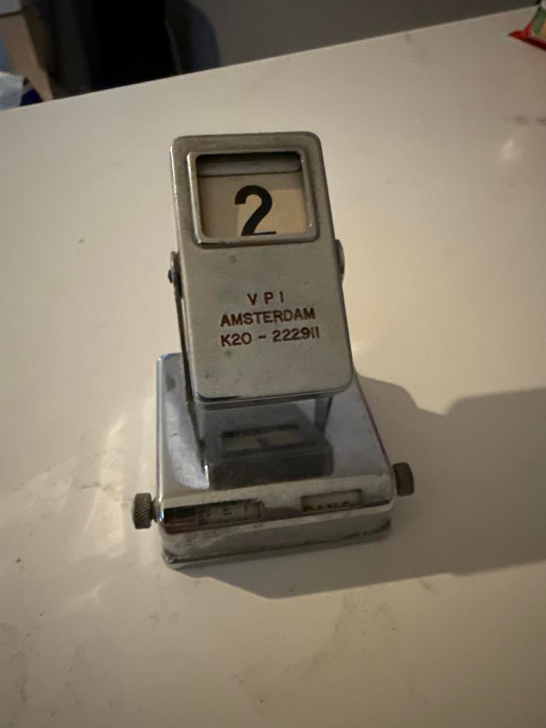 Vintage VPI Amsterdam eeuwigdurende kalender, Ophalen of Verzenden, Dagkalender, Gebruikt