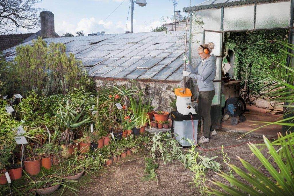 Stihl GHE 135 Versnipperaar Nieuw, Tuin en Terras, Hakselaars, Ophalen, Nieuw, STIHL, Met opvangbak