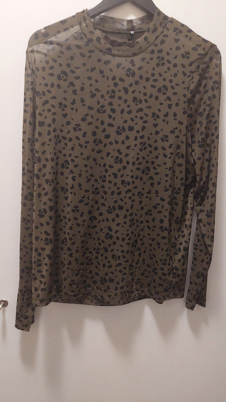 Mesh top met luipaardprint - Maat 42, Kleding | Dames, Tops, Maat 42/44 (L), Ophalen of Verzenden, Zo goed als nieuw, HEMA