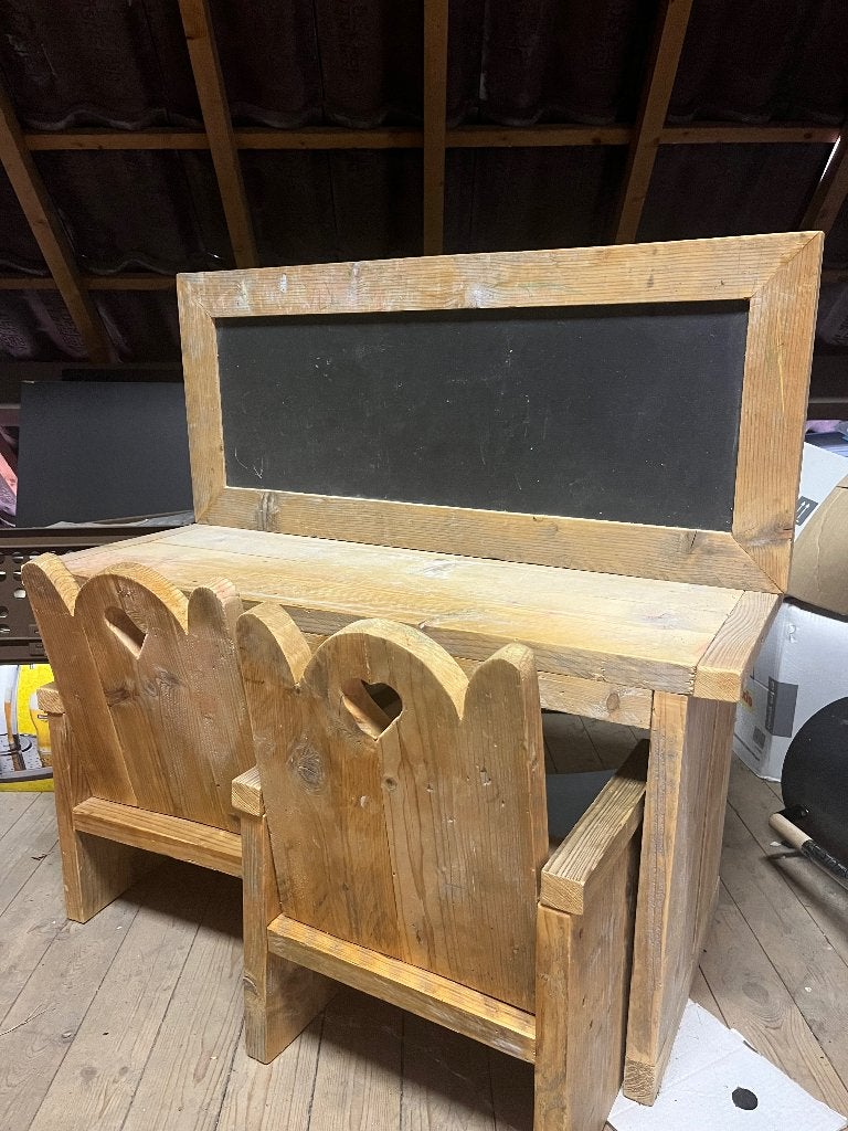 Stijgerhouten kinder tafel met 2 stoeltjes, Ophalen, Gebruikt, Tafel(s) en Stoel(en)