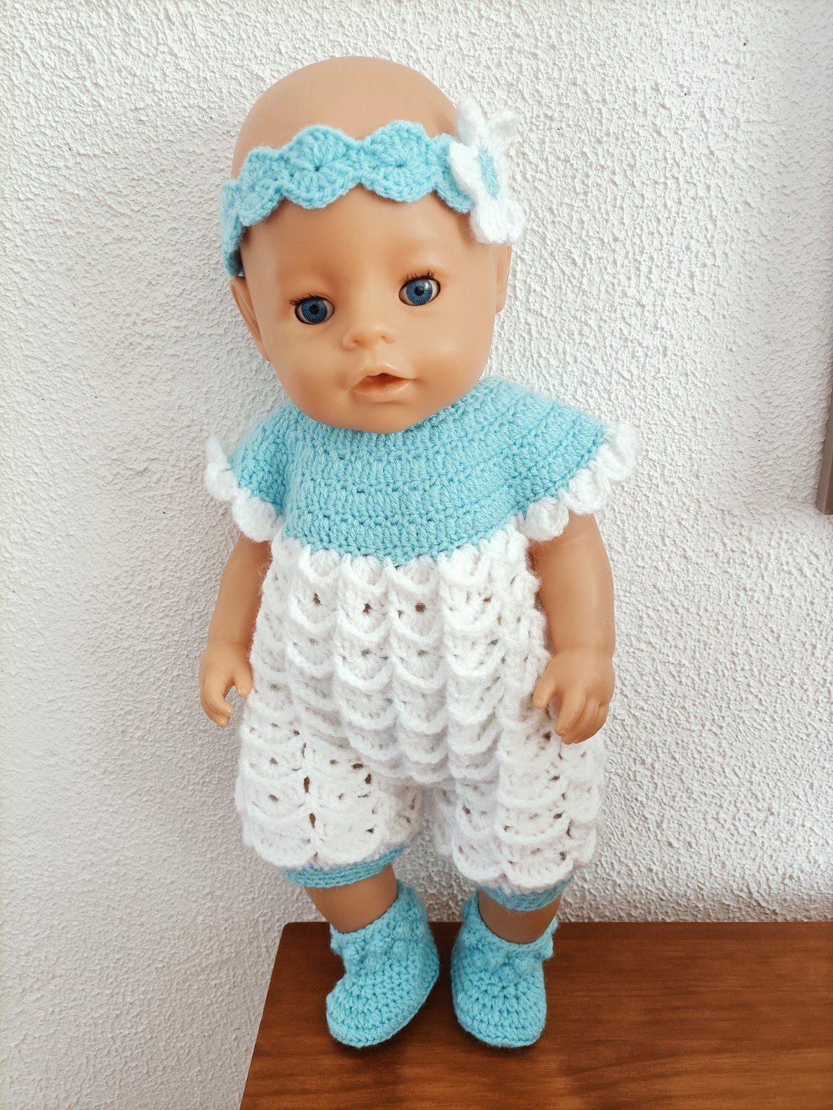 Gehaakte poppenkleertjes voor babypop - turquoise/wit, Kinderen en Baby's, Ophalen of Verzenden, Nieuw, Babypop