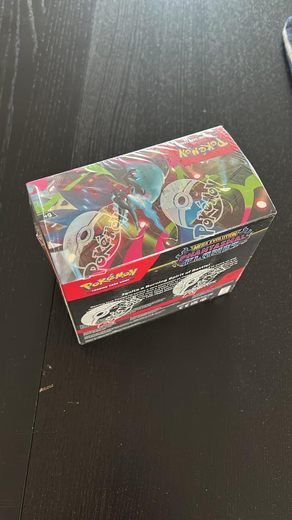 Sealed Phantasmal Flames Boosterbox - Pokemon TCG, Hobby en Vrije tijd, Verzamelkaartspellen | Pokémon, Ophalen of Verzenden, Nieuw