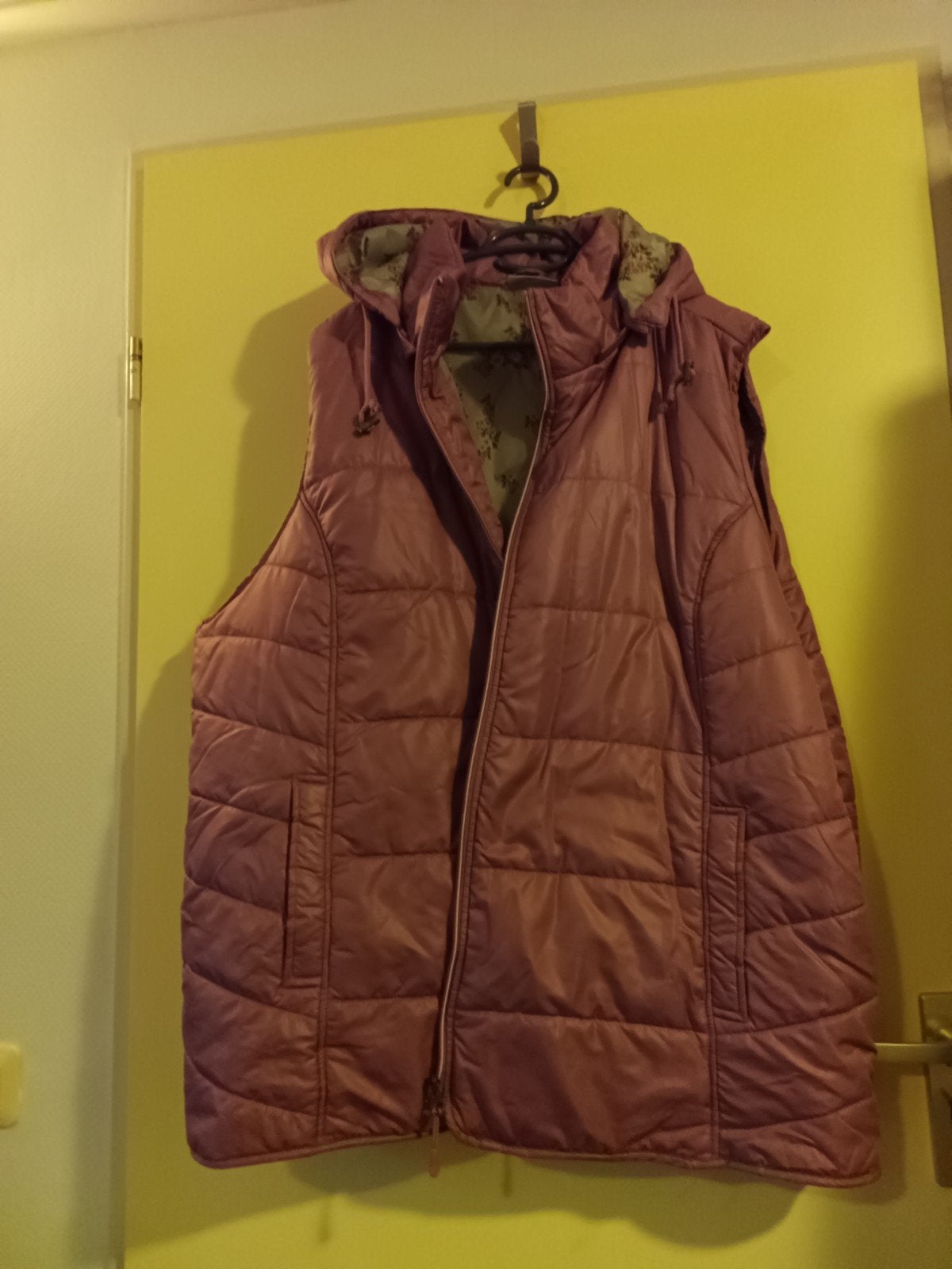 winter jassen en bodywarmer maat 60/62, Kleding | Dames, Ophalen of Verzenden, Zo goed als nieuw, Grijs