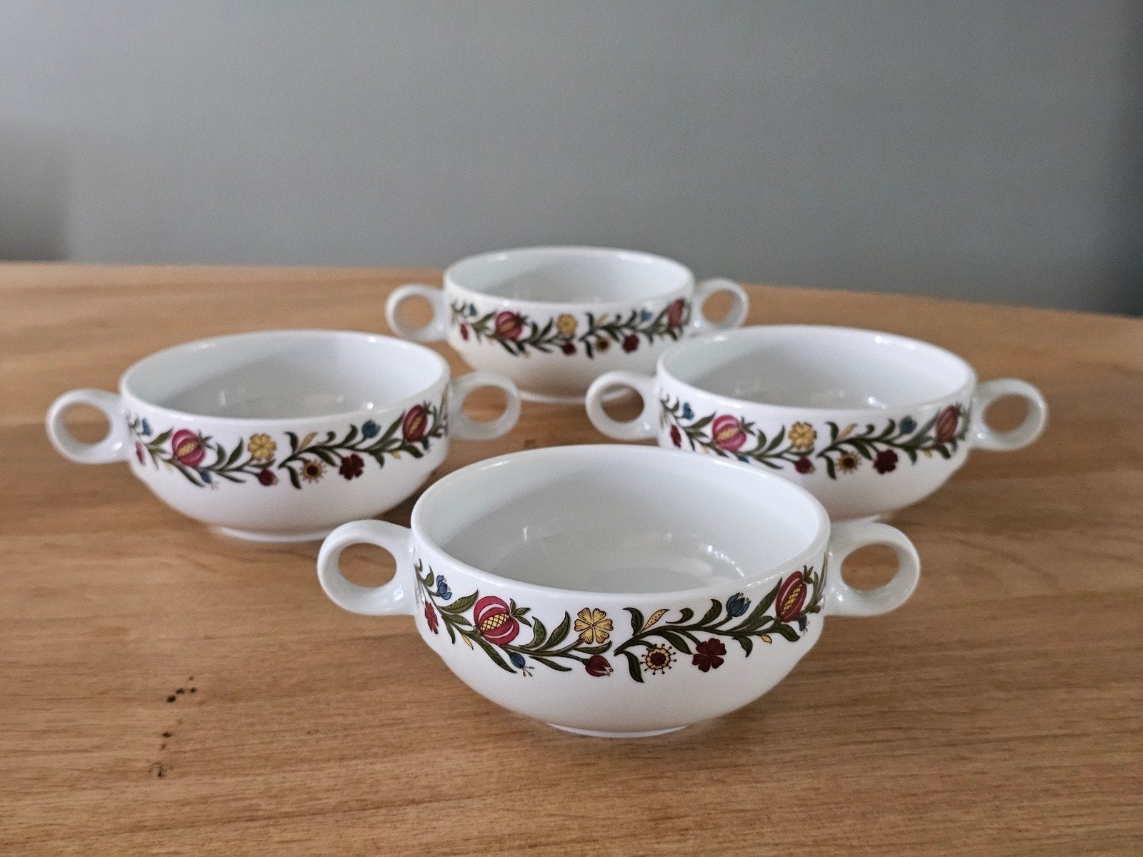 Set van 4 vintage Lilien Porzellan soepkommen – Alpenflora, Antiek en Kunst, Ophalen of Verzenden