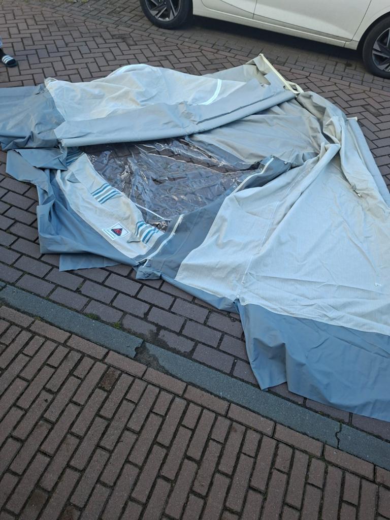 Voortent inclusief frame, Ophalen, Gebruikt