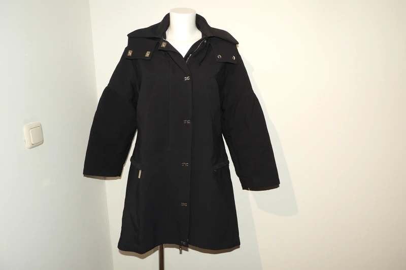 Elisabetta Franchi mantel jas warm gevoerd merk drukkers I42, Zwart, Zo goed als nieuw, Maat 36 (S), Elisabetta Franchi