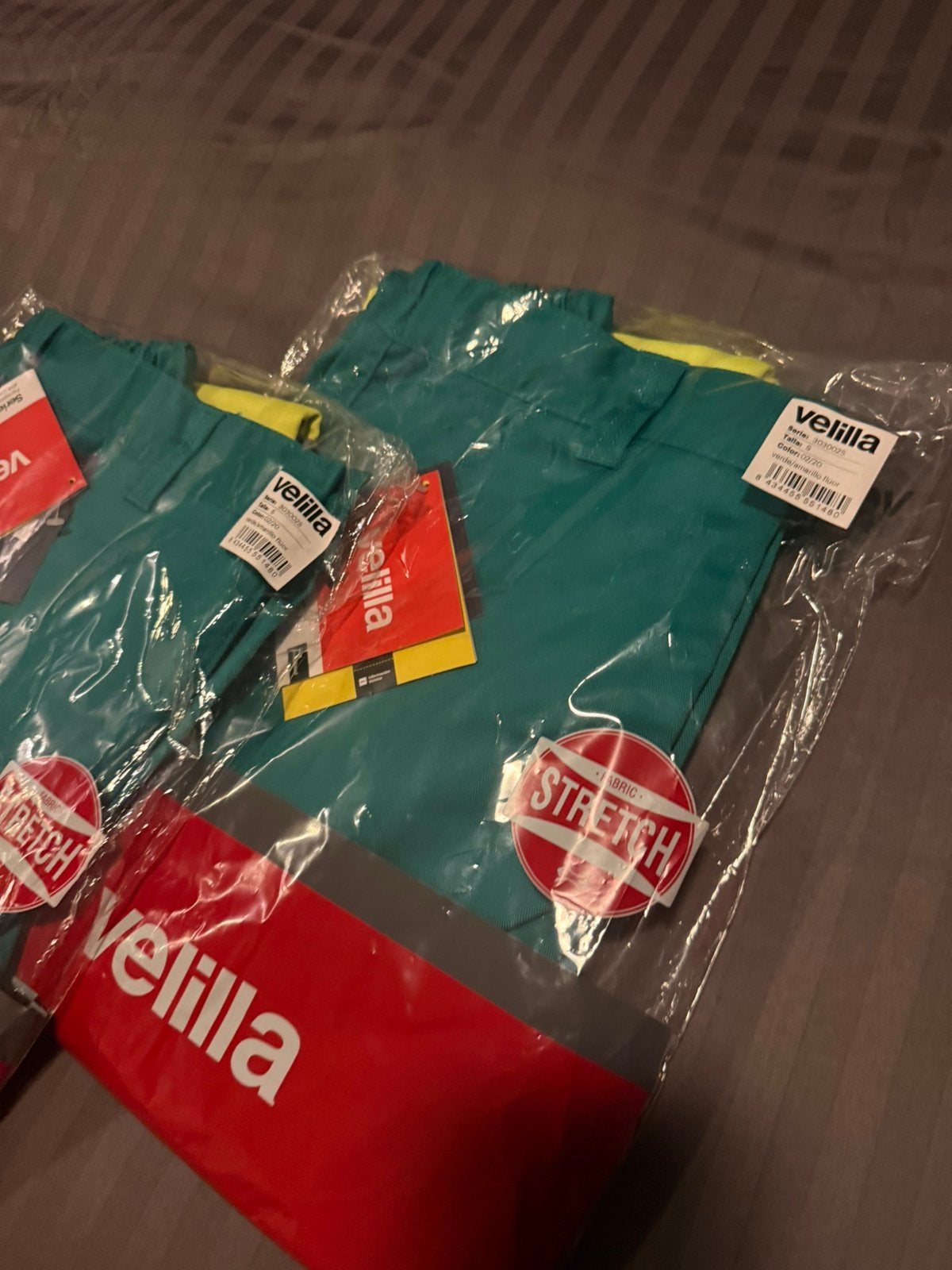 2x Werkbroek geel/ groen maat S, Ophalen of Verzenden, Nieuw