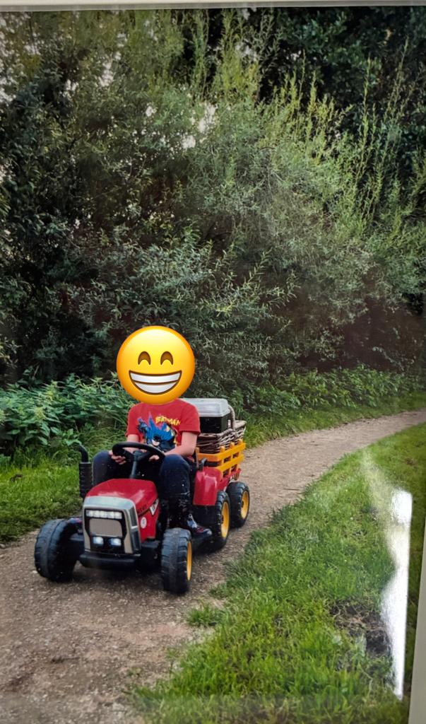 Elektrische tractor met muziek en afstandsbediening, Ophalen, Gebruikt, Afstandsbediening