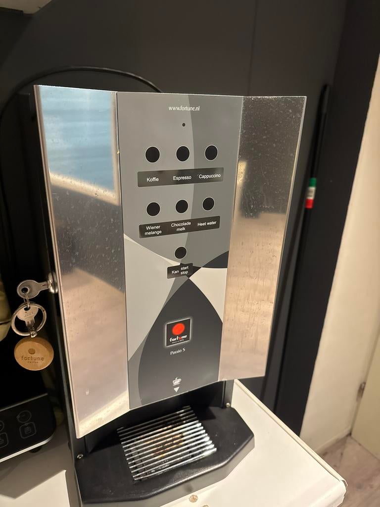 Fortune Passio S Koffiemachine - Diverse Dranken, Overige typen, 10 kopjes of meer, Koffiemachine, Ophalen of Verzenden