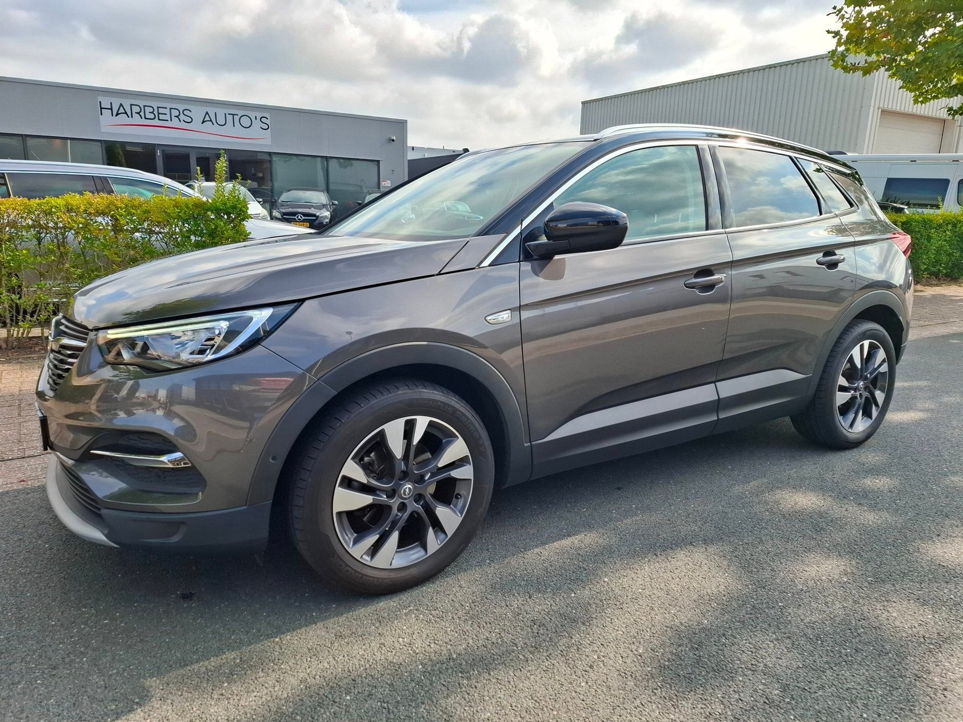 Opel Grandland X 1.2 Turbo Business Executive CLIMA/CRUISE/N, Auto's, Voorwielaandrijving, Gebruikt, 1199 cc, Leder en Stof