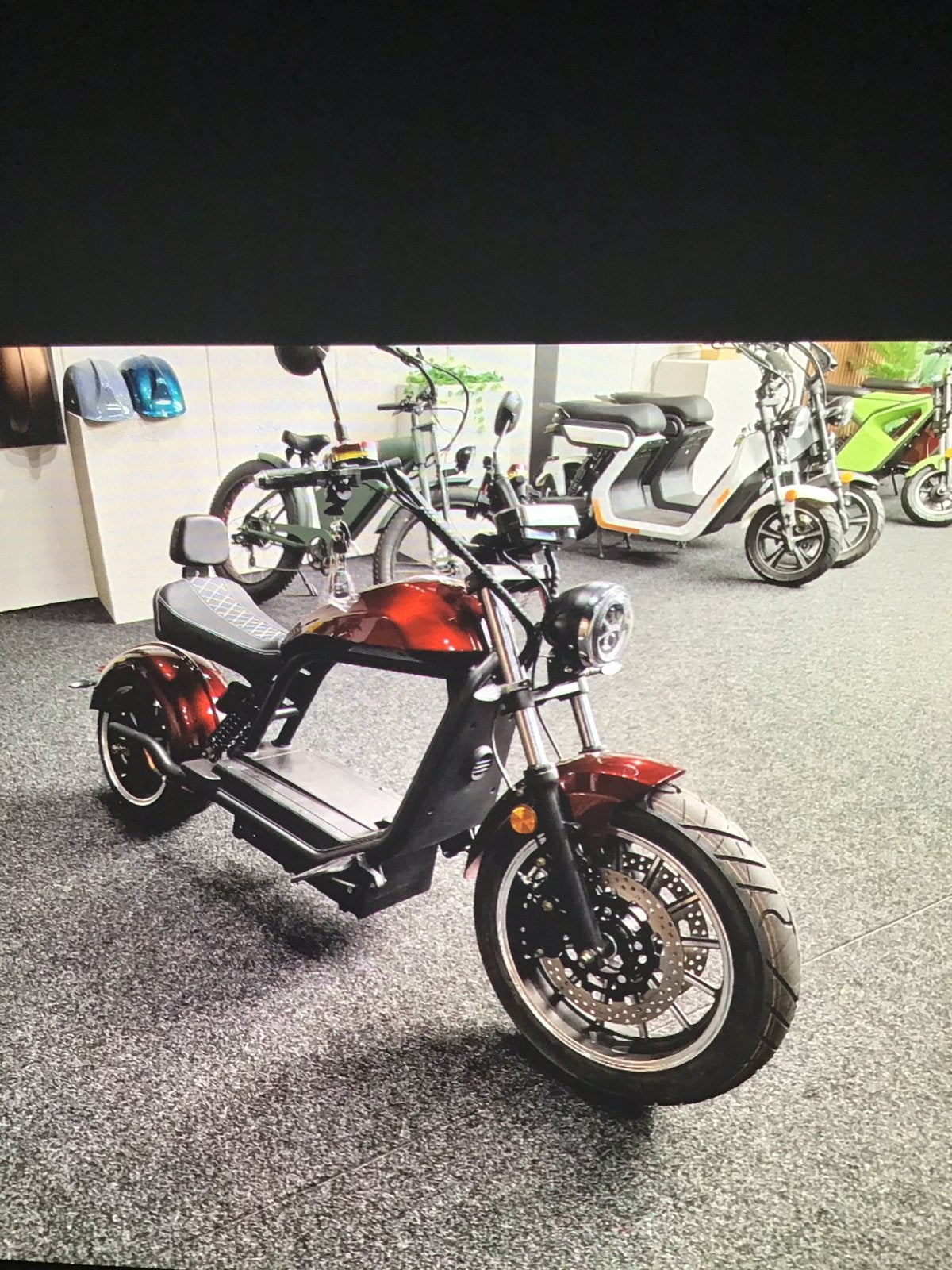 Z.g.a.n E- Chopper electrisch. Kleur is wijnrood., Ophalen, Zo goed als nieuw, Overige typen, Overige materialen