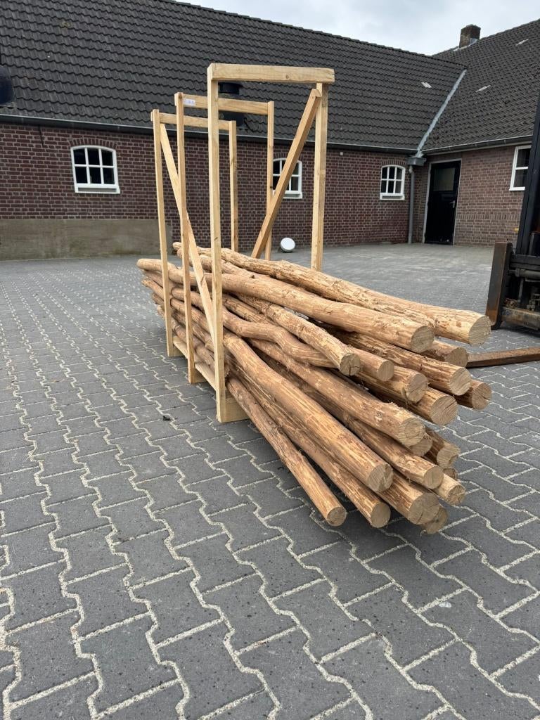 25 stuks boomstam palen - 300 cm - diameter 5 - 8 cm, Ophalen, Nieuw, 250 cm of meer, Palen