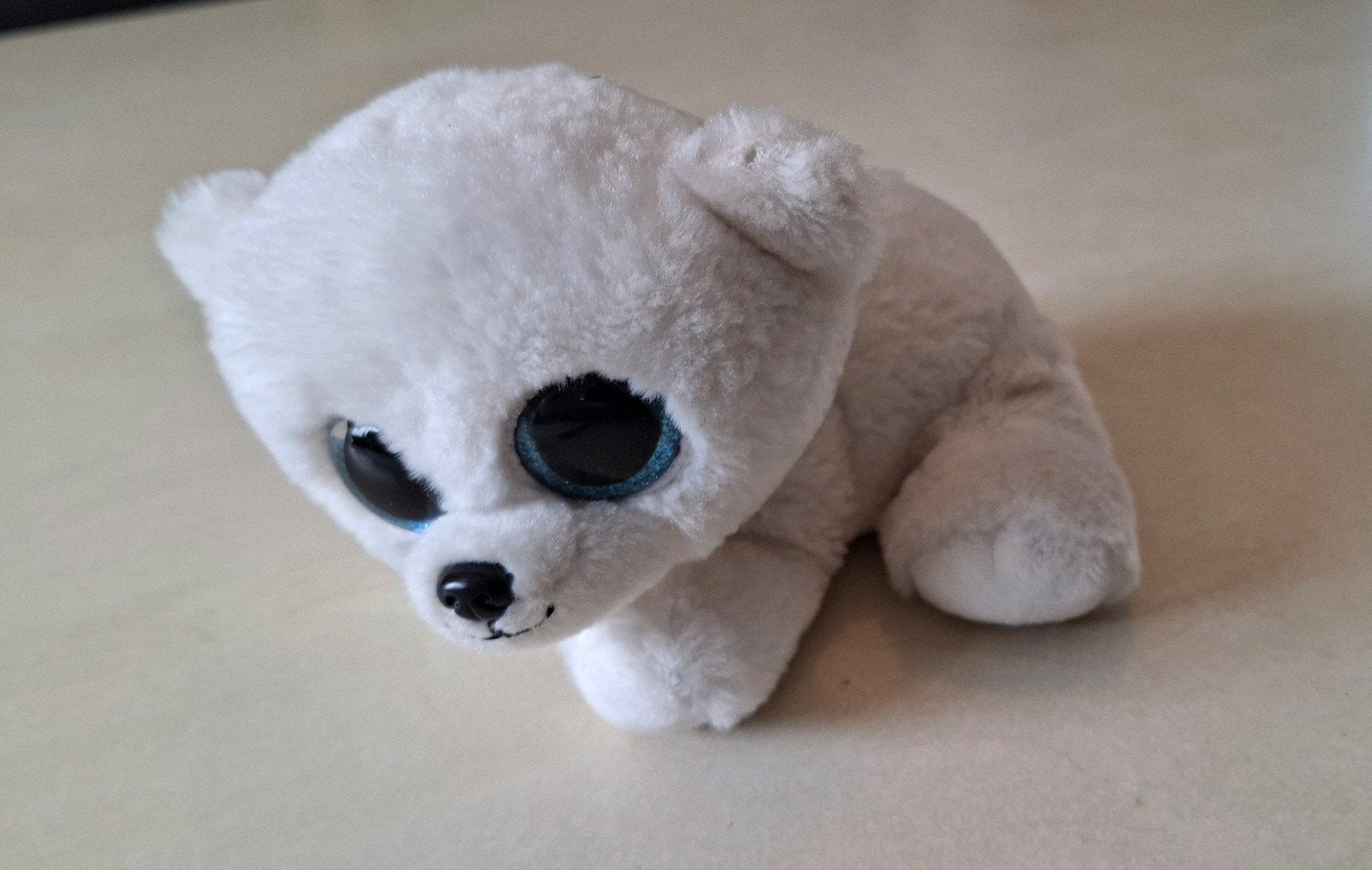 Schattige witte ijsbeer knuffel - Zo goed als nieuw, Kinderen en Baby's, Speelgoed | Knuffels en Pluche, Beer, Ophalen of Verzenden