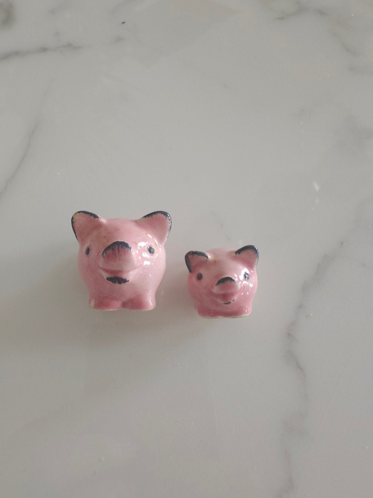 Goebel 2 roze varkentjes beeldjes, Ophalen of Verzenden
