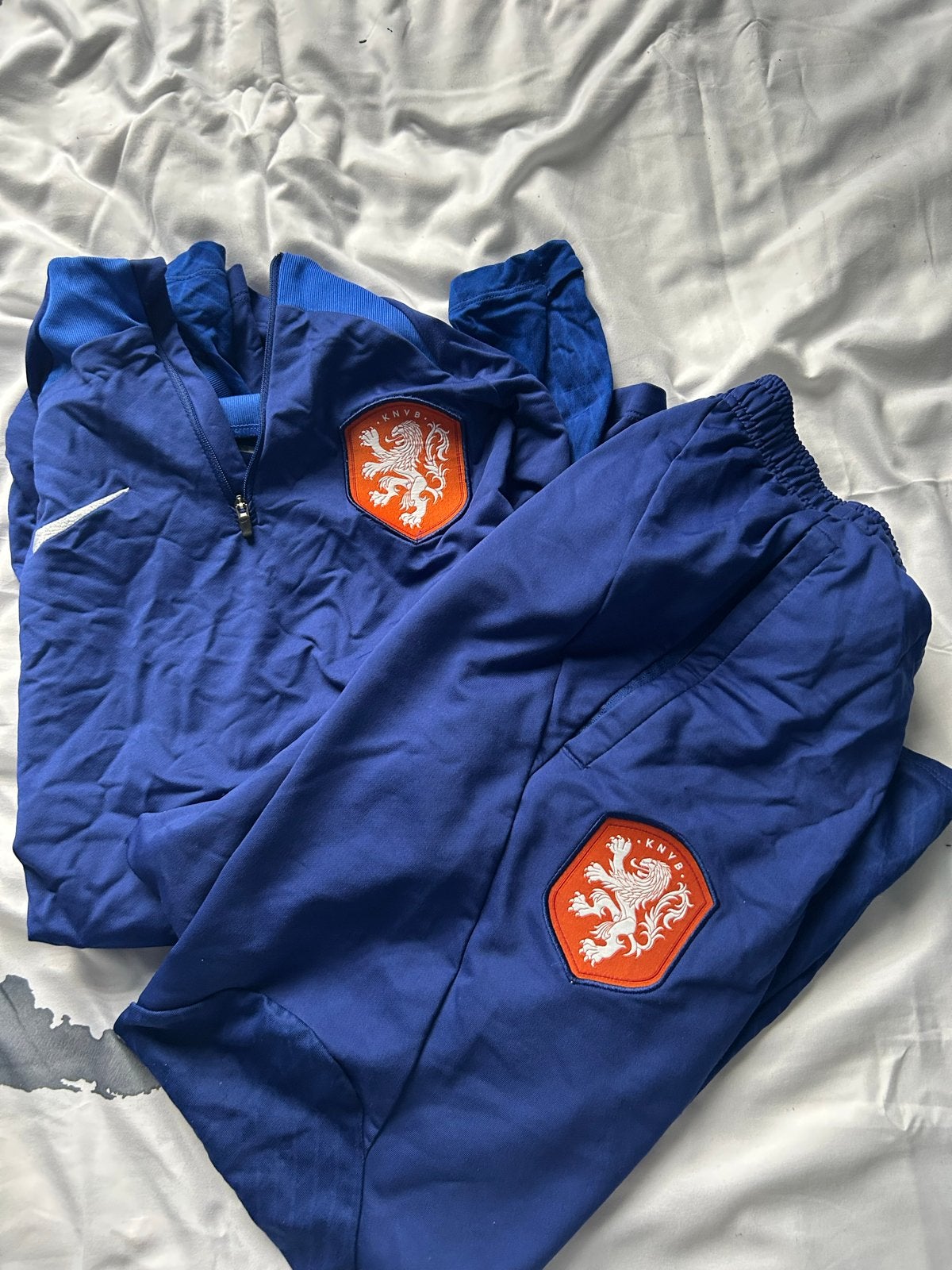 Trainingspak Nederland KNVB - Blauw, Ophalen of Verzenden, Zo goed als nieuw, Voetbal, Maat 48/50 (M)