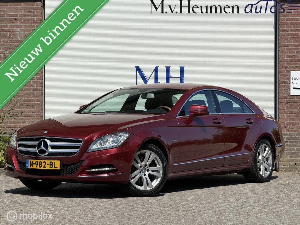 Mercedes CLS-klasse 350 Youngtimer Perfect onderhouden Camer, Auto's, Mercedes-Benz, Automaat, Euro 5, Gebruikt, Zwart